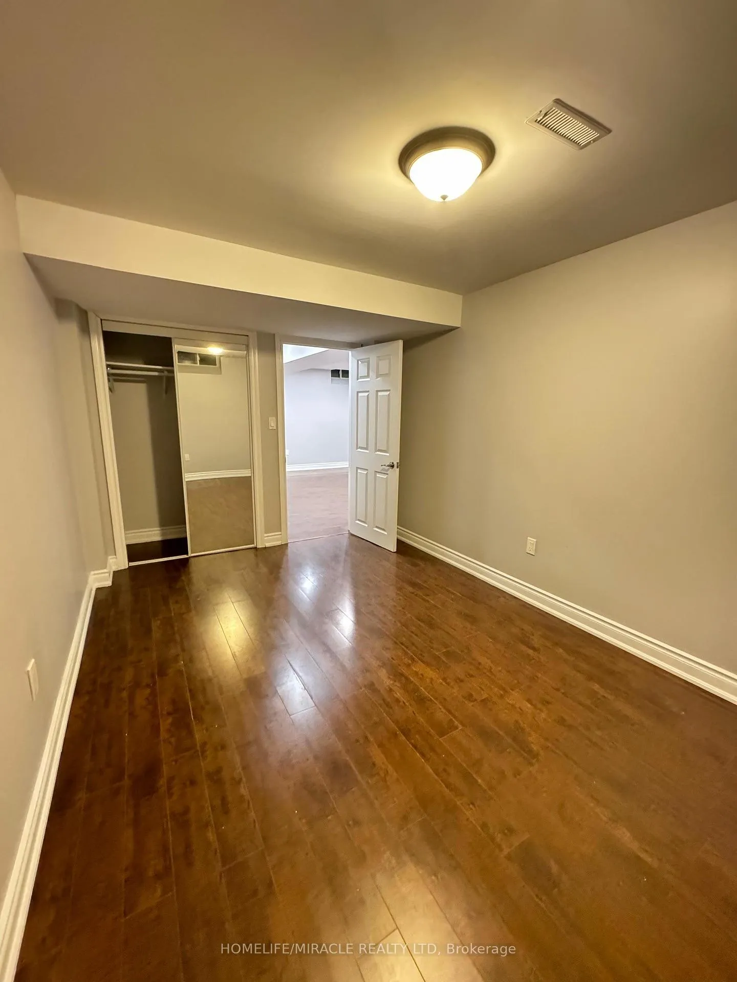 Photo 6 of Unit Basement, 117 Ascalon Drive, Vaughan, Patterson — HOMEH