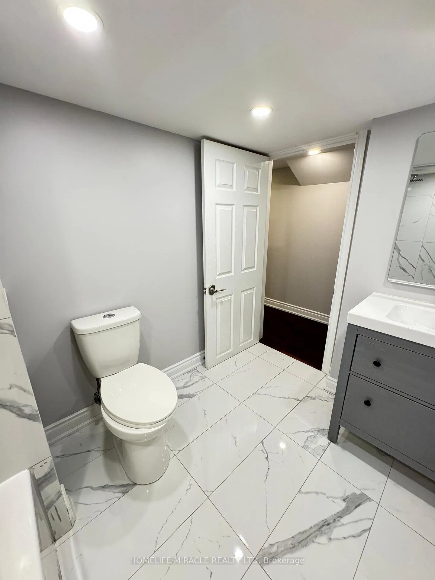 Photo 14 of Unit Basement, 117 Ascalon Drive, Vaughan, Patterson — HOMEH