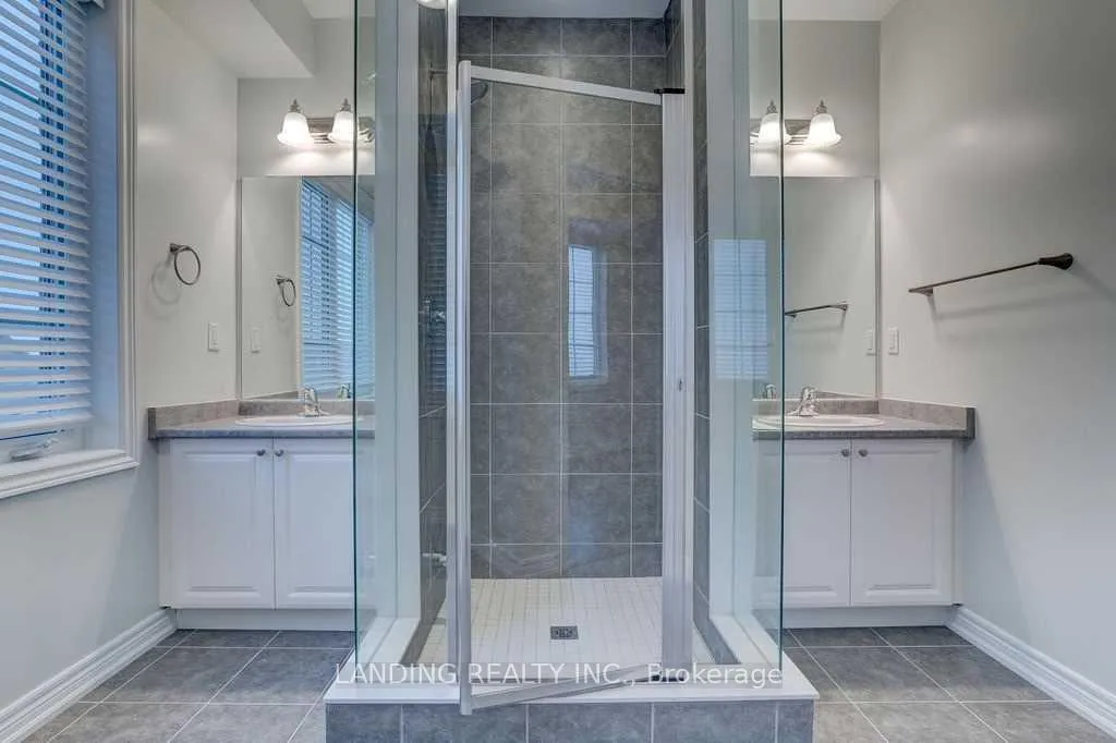 Photo 11 of Unit Unit #2, 19 Ivanhoe Drive, Markham, Berczy — HOMEH