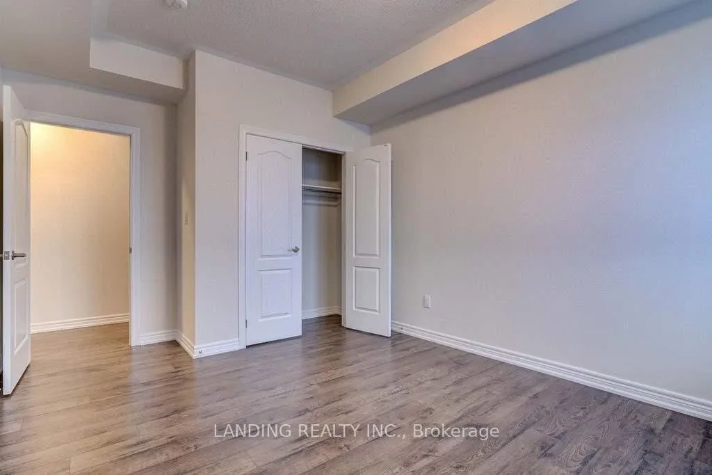 Photo 13 of Unit Unit #2, 19 Ivanhoe Drive, Markham, Berczy — HOMEH