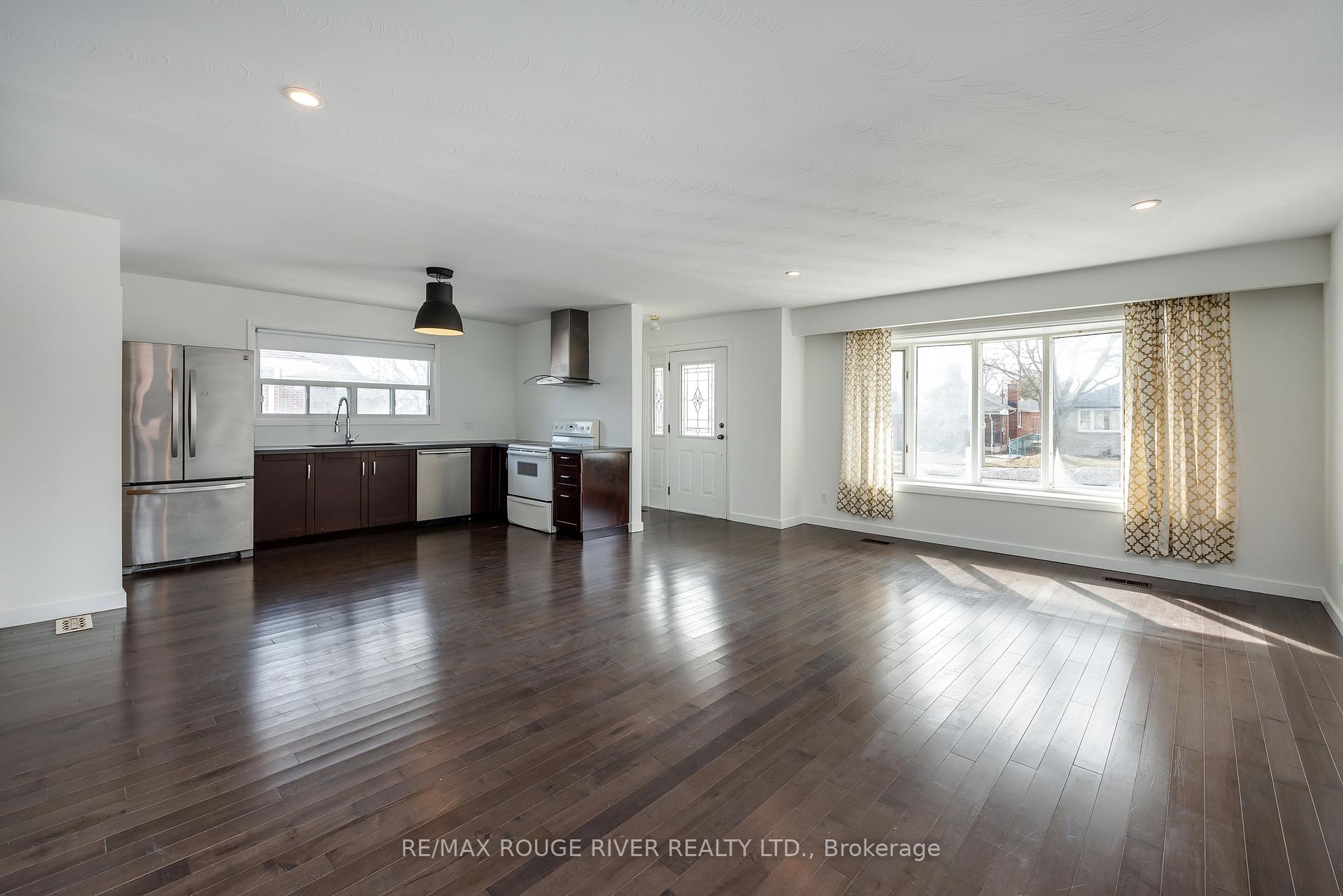 Photo 14 of 576 Sinclair Street, Cobourg — HOMEH
