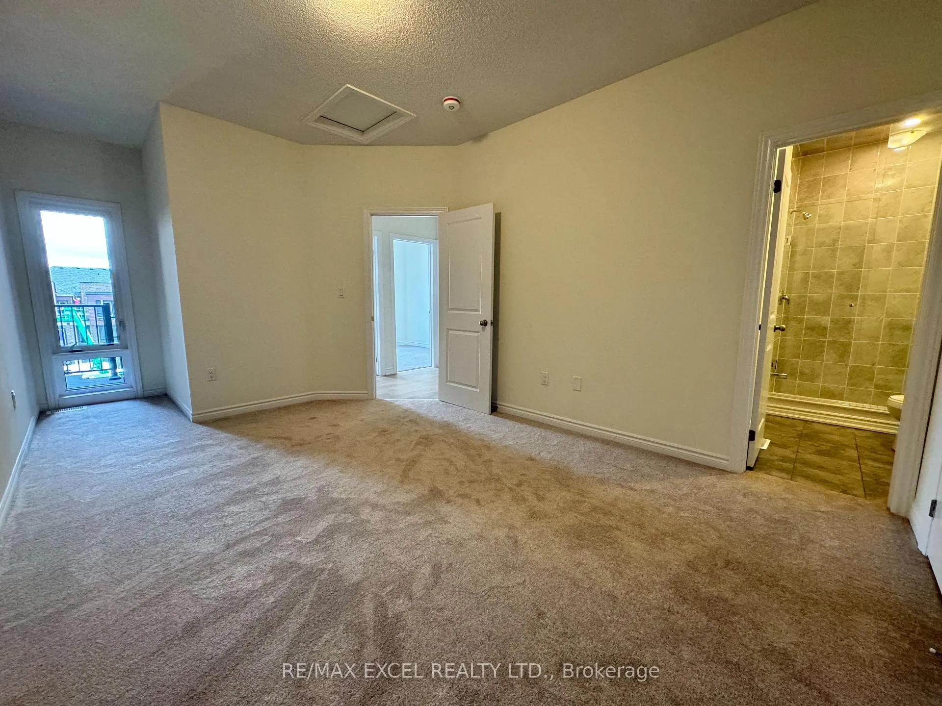 Photo 18 of 20 Griffith Street, Aurora, Bayview Northeast — HOMEH