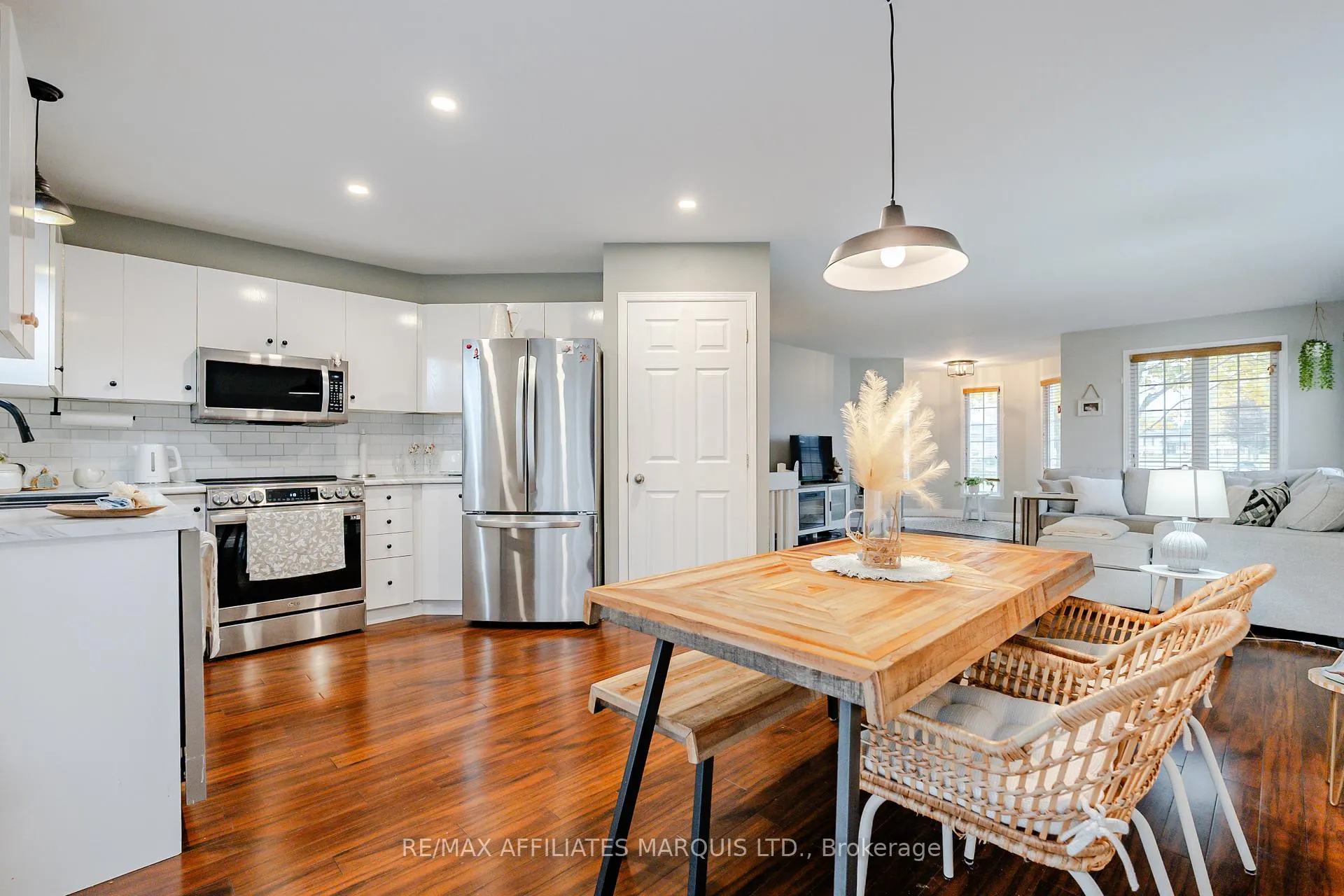 Photo 12 of 701 Robin Court, Cornwall — HOMEH