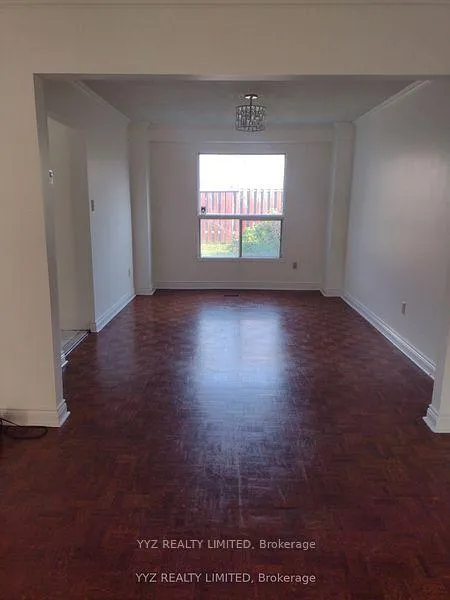 Photo 2 of 200 York Hill Boulevard, Vaughan, Crestwood-Springfarm-Yorkhill — HOMEH