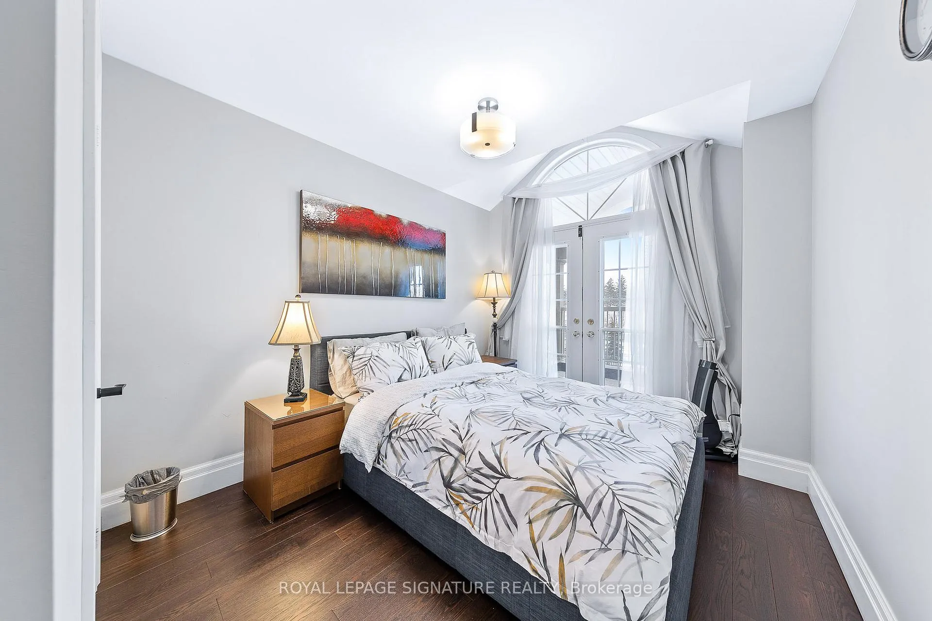 Photo 20 of 68 White Beach Crescent, Vaughan, Patterson — HOMEH