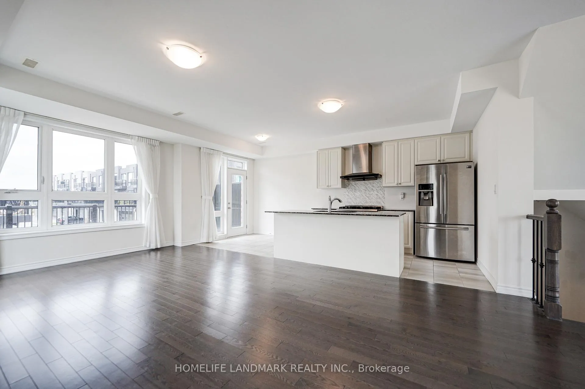 Photo 12 of 24 Fred Wolstenholme Drive, Markham, Victoria Square — HOMEH