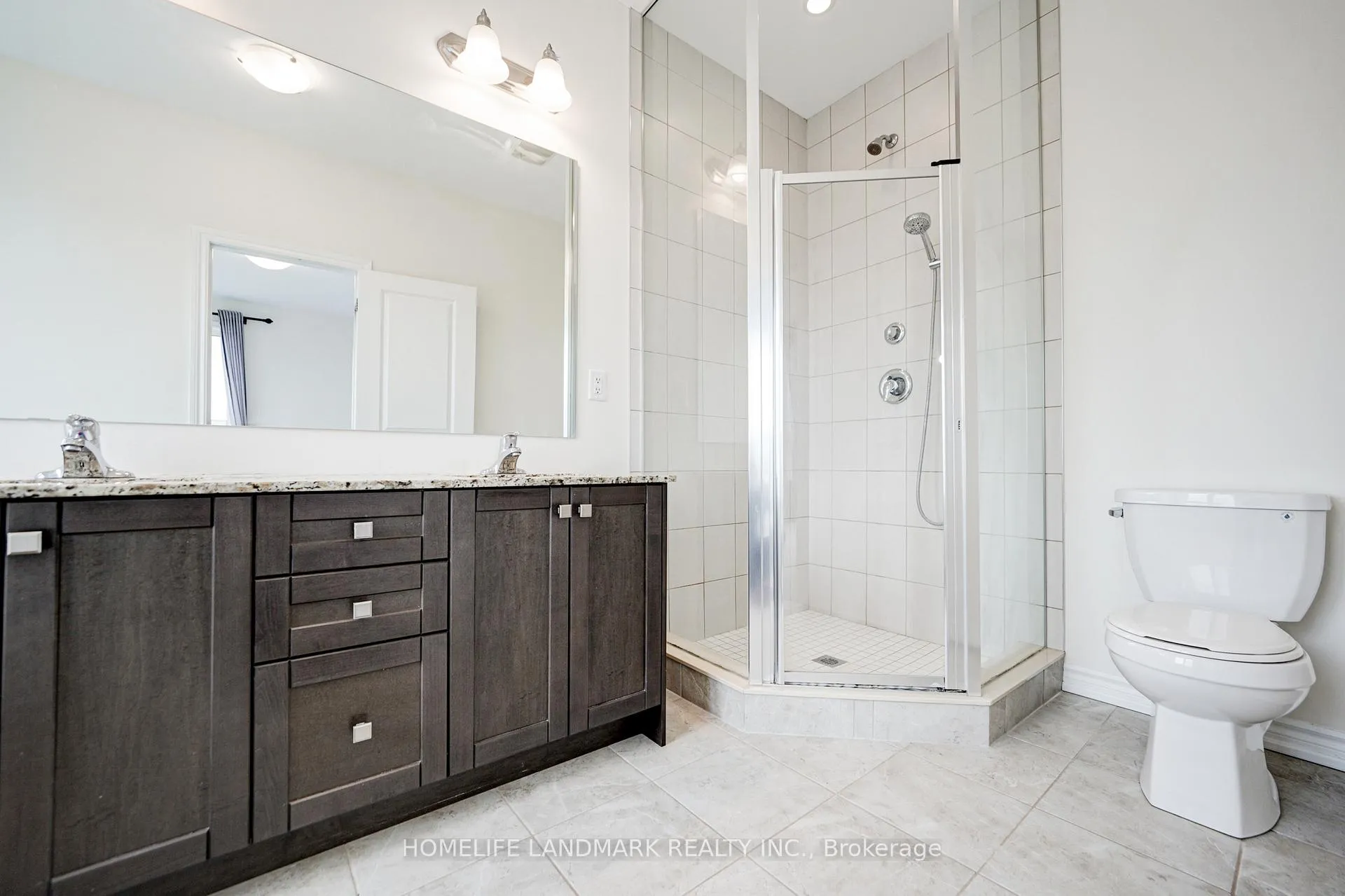 Photo 31 of 24 Fred Wolstenholme Drive, Markham, Victoria Square — HOMEH