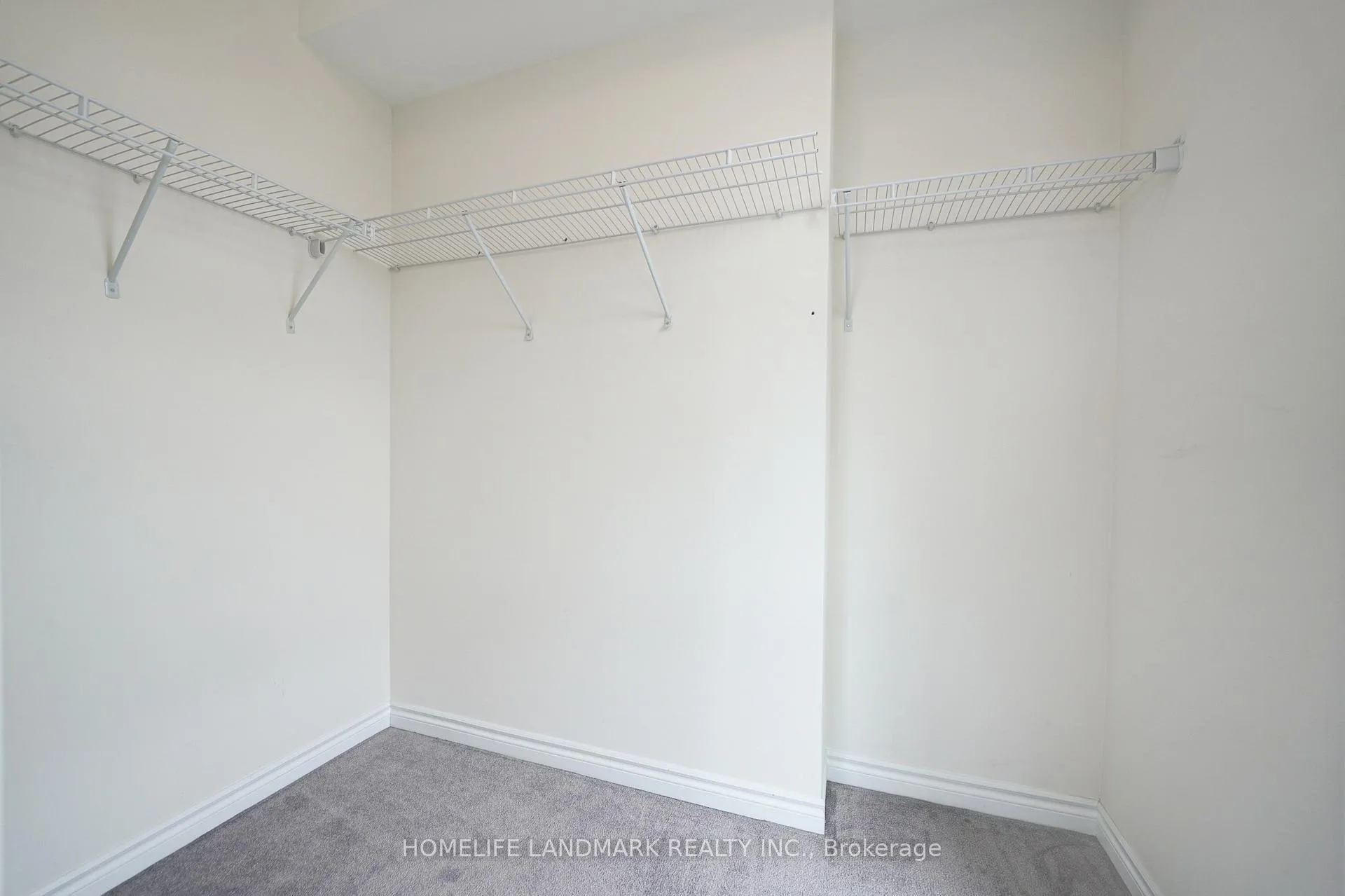 Photo 32 of 24 Fred Wolstenholme Drive, Markham, Victoria Square — HOMEH