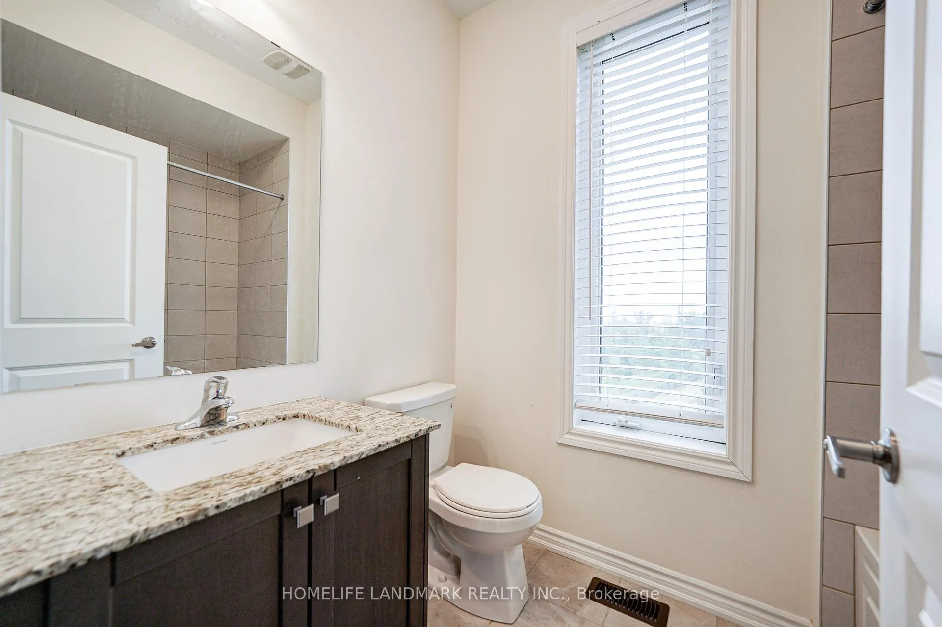 Photo 34 of 24 Fred Wolstenholme Drive, Markham, Victoria Square — HOMEH