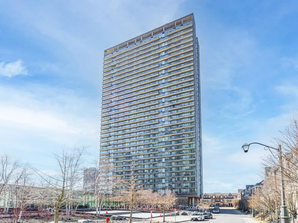 Front of Unit 2113, 105 The Queensway