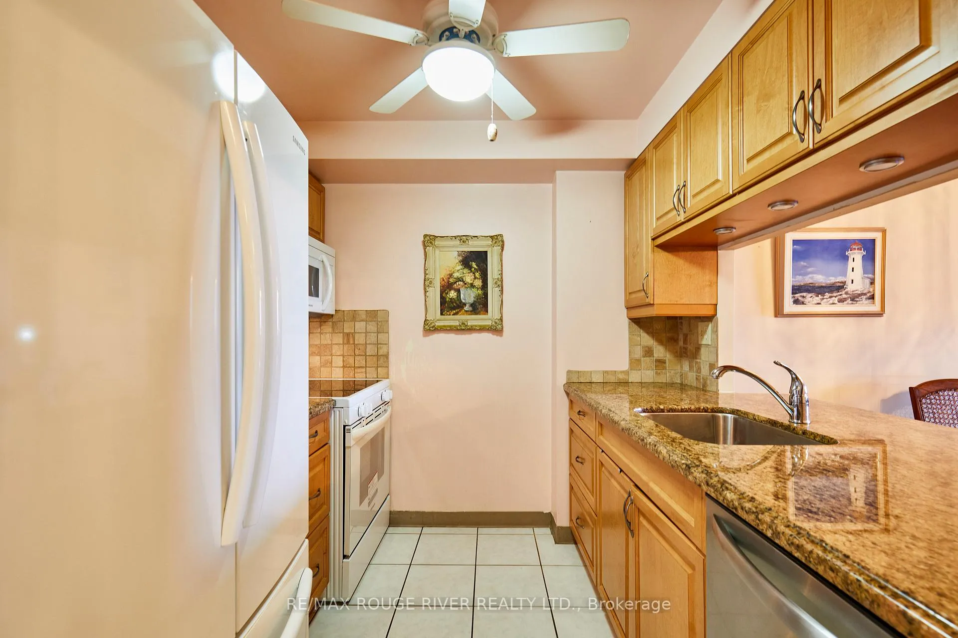 Photo 5 of Unit 514, 1655 Pickering Parkway, Pickering, Village East — HOMEH