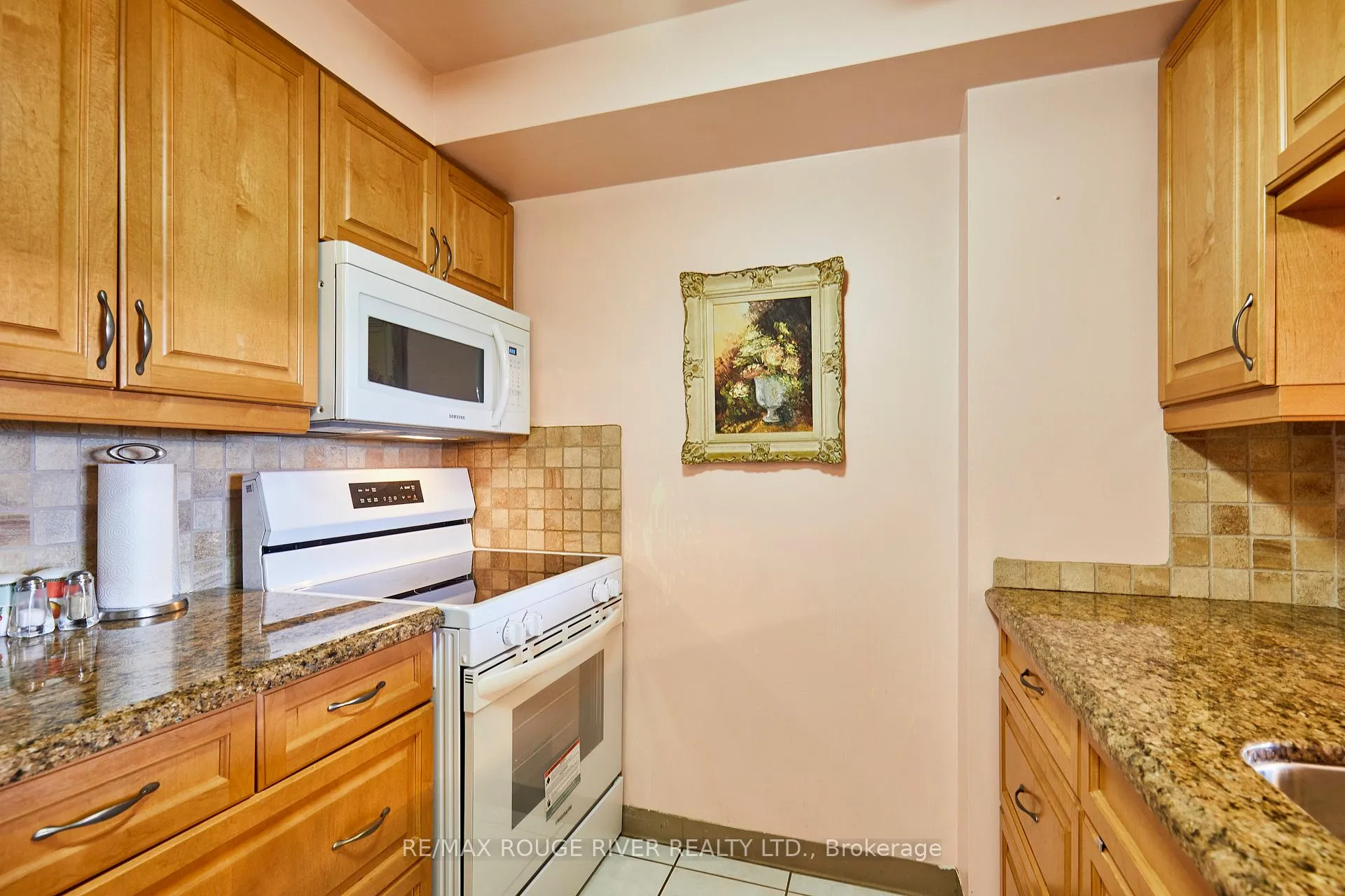 Photo 6 of Unit 514, 1655 Pickering Parkway, Pickering, Village East — HOMEH