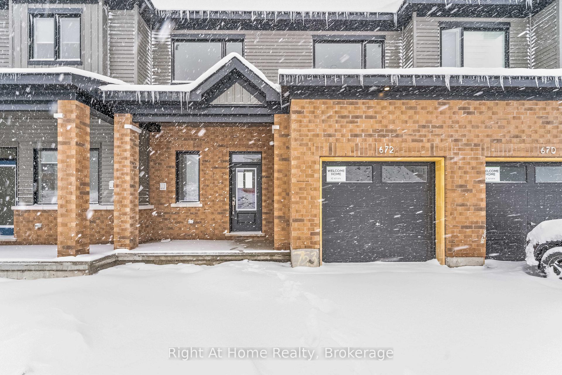 Photo 1 of 672 Expansion Road, Ottawa, Barrhaven - Half Moon Bay — HOMEH