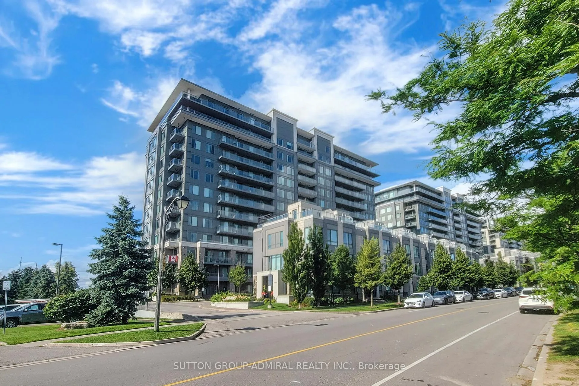 Front of Unit 106, 325 South Park Road