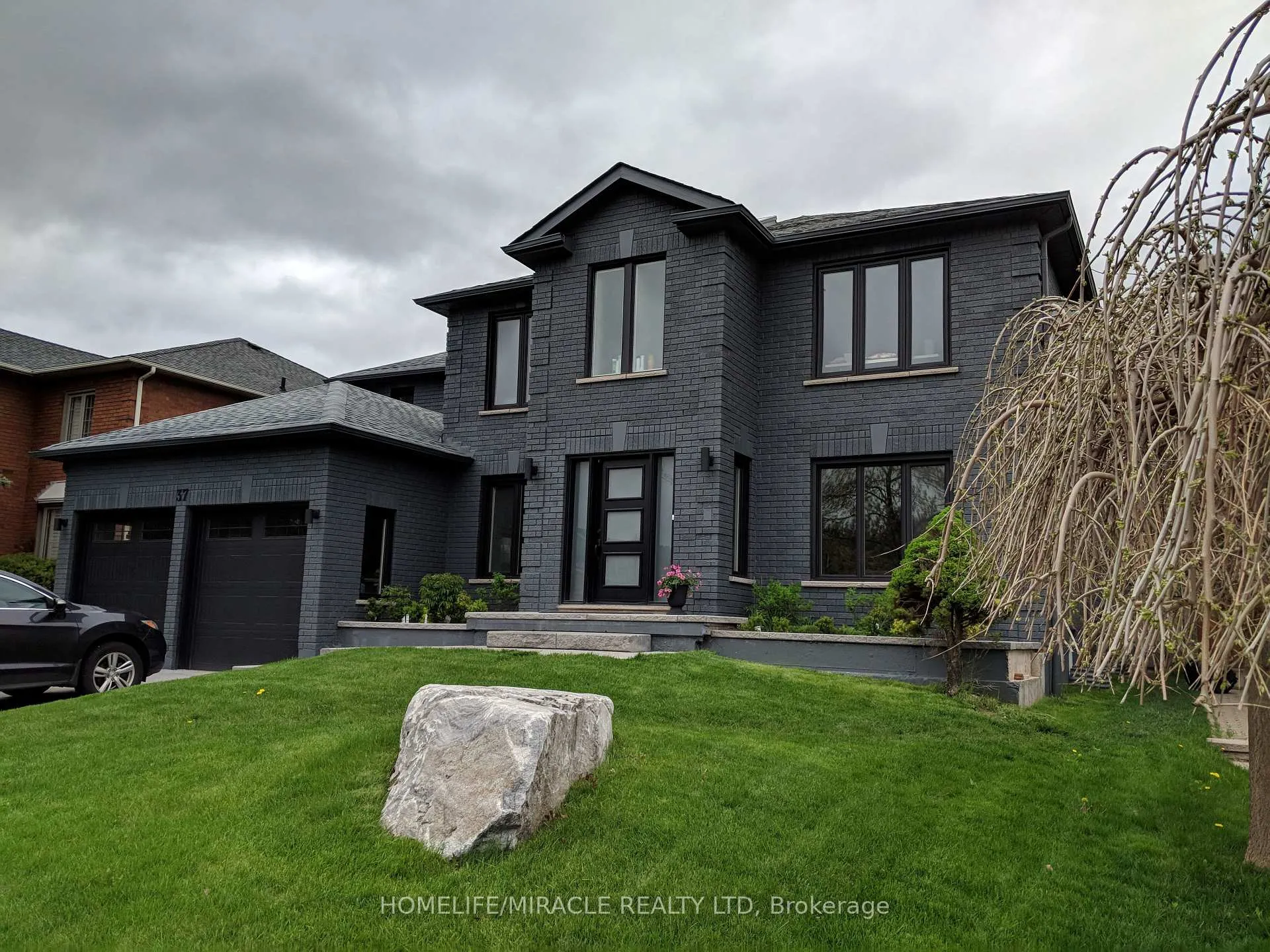 Photo 1 of Unit Bsmt, 37 Santa Barbara Place, Vaughan, East Woodbridge — HOMEH
