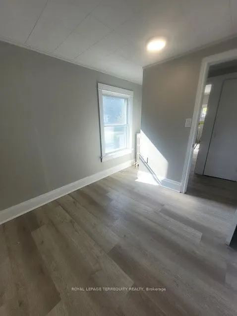 Photo 6 of Unit 2, 76 Nelson Street W, Brampton, Downtown Brampton — HOMEH