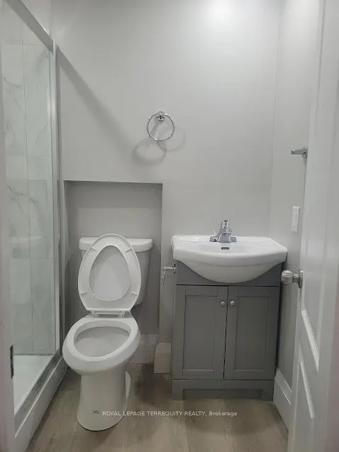 Photo 14 of Unit 2, 76 Nelson Street W, Brampton, Downtown Brampton — HOMEH