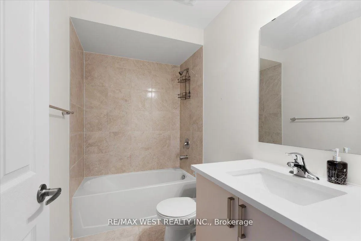 Photo 21 of Unit 19, 2641 Magdalen Path, Oshawa, Windfields — HOMEH