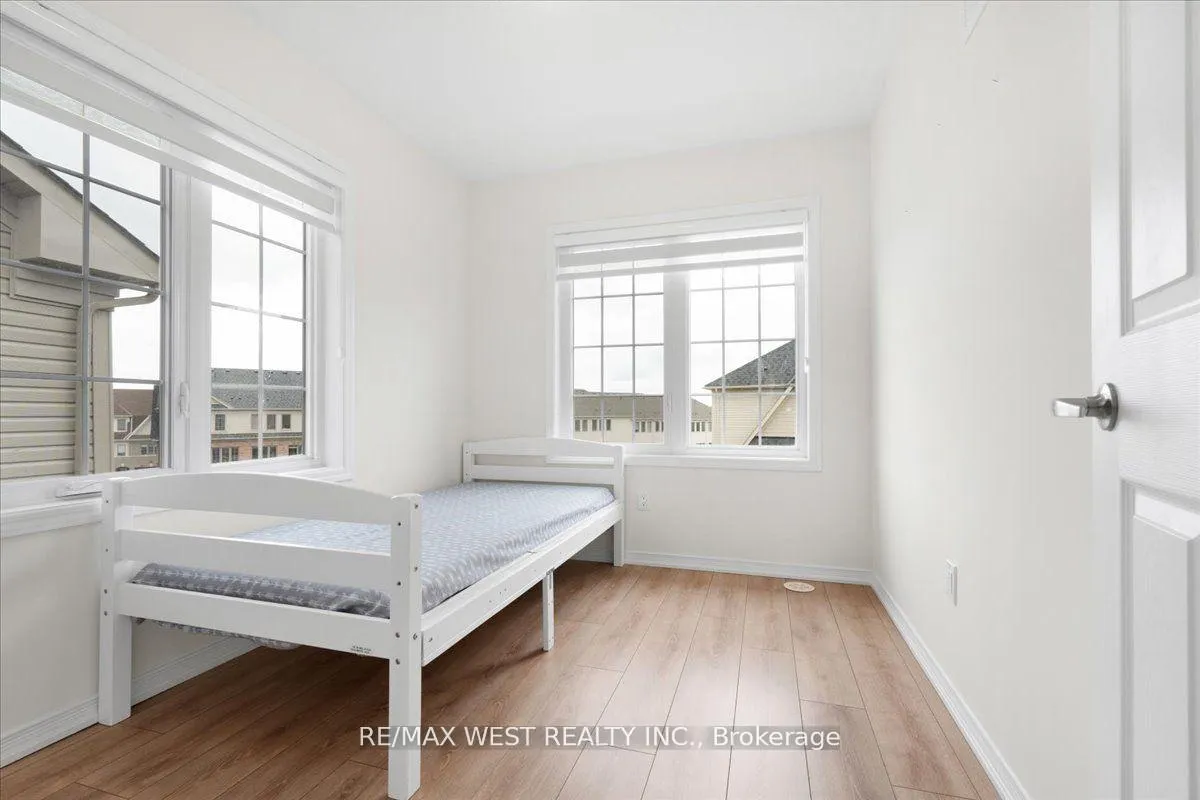 Photo 22 of Unit 19, 2641 Magdalen Path, Oshawa, Windfields — HOMEH