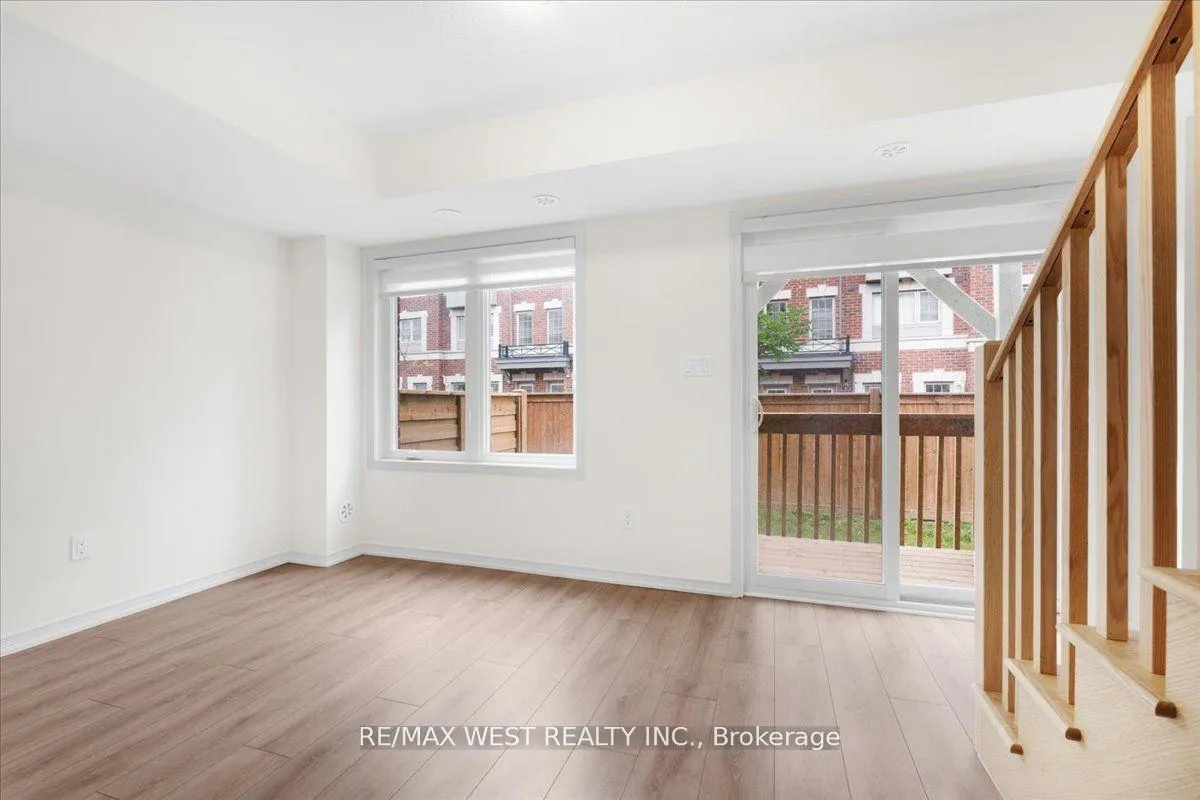 Photo 27 of Unit 19, 2641 Magdalen Path, Oshawa, Windfields — HOMEH