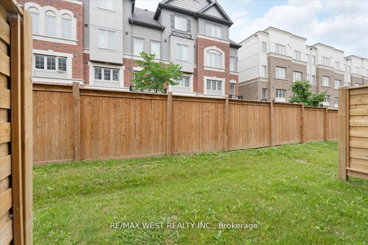 Photo 29 of Unit 19, 2641 Magdalen Path, Oshawa, Windfields — HOMEH