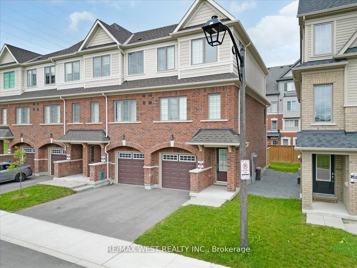 Photo 30 of Unit 19, 2641 Magdalen Path, Oshawa, Windfields — HOMEH