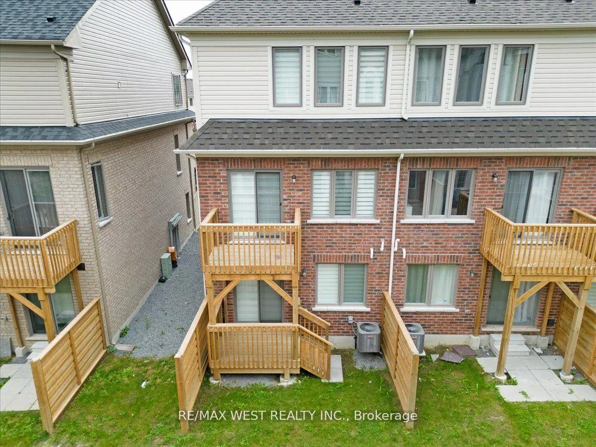 Photo 31 of Unit 19, 2641 Magdalen Path, Oshawa, Windfields — HOMEH