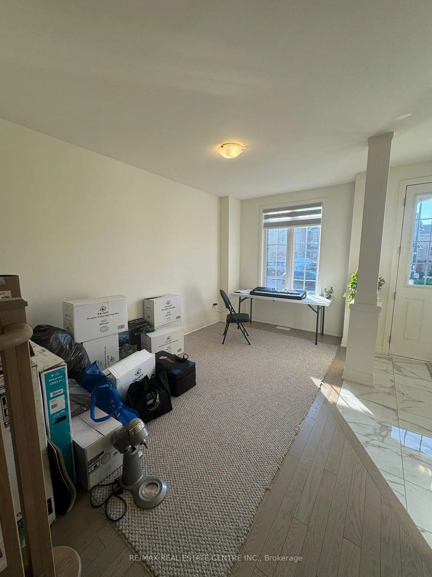 Photo 4 of Unit (Upper Level), 8 Unwind Crescent, Brampton, Credit Valley — HOMEH