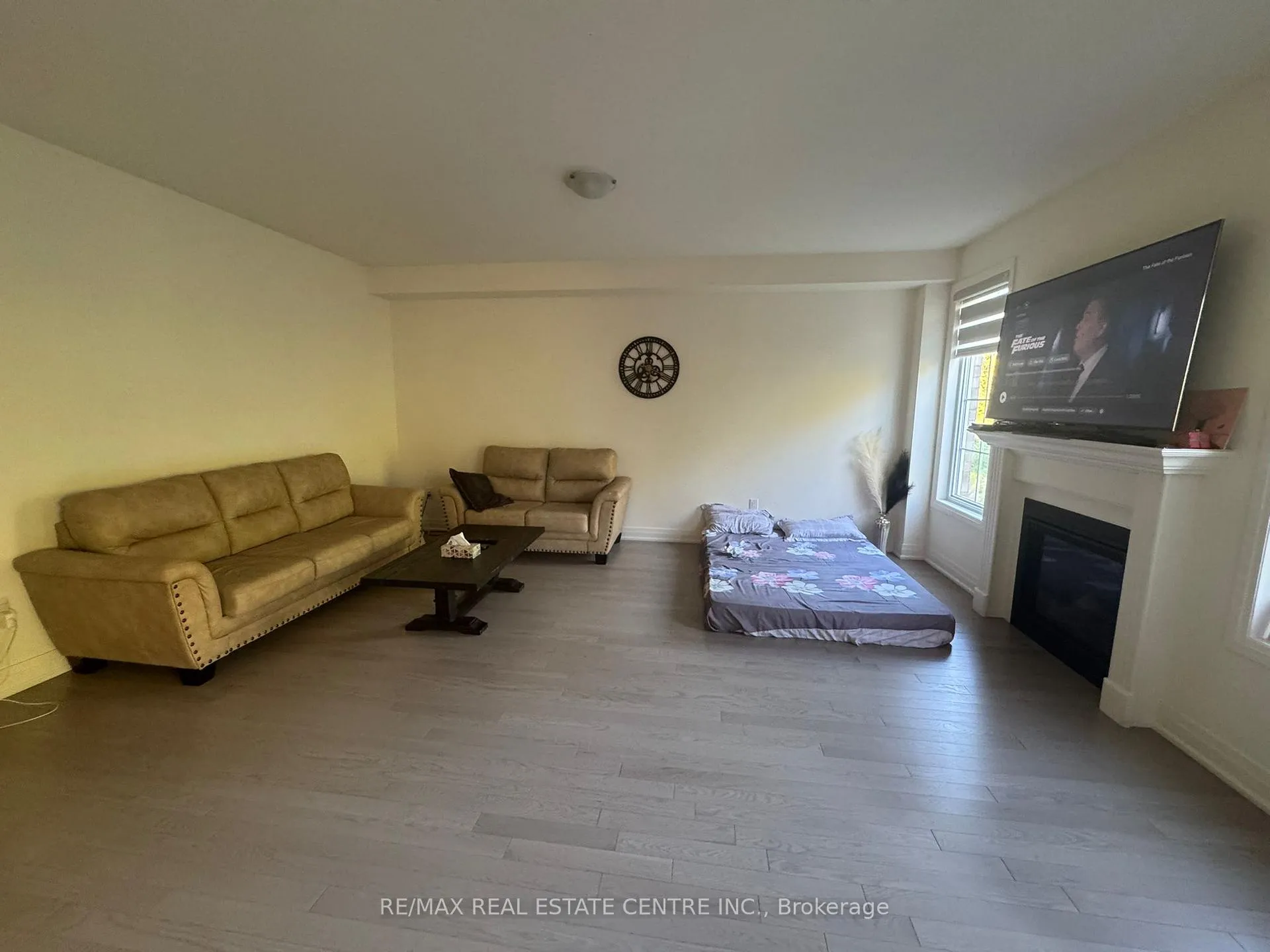 Photo 10 of Unit (Upper Level), 8 Unwind Crescent, Brampton, Credit Valley — HOMEH