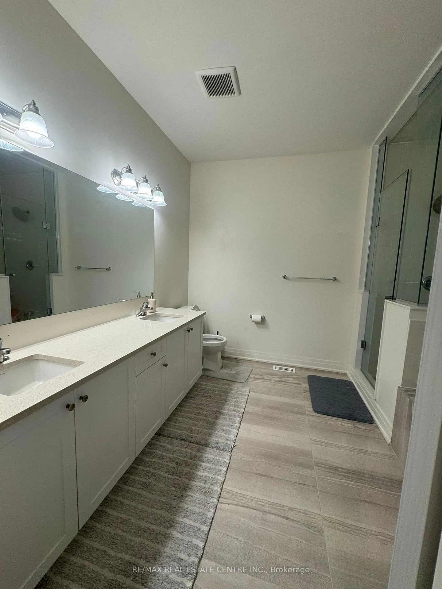 Photo 19 of Unit (Upper Level), 8 Unwind Crescent, Brampton, Credit Valley — HOMEH
