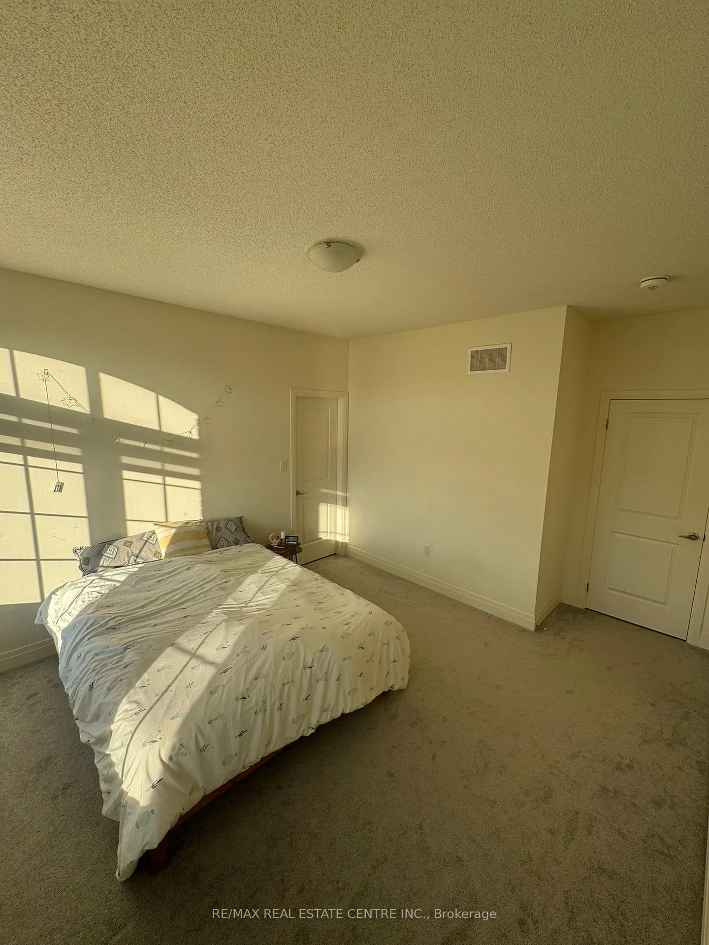 Photo 26 of Unit (Upper Level), 8 Unwind Crescent, Brampton, Credit Valley — HOMEH