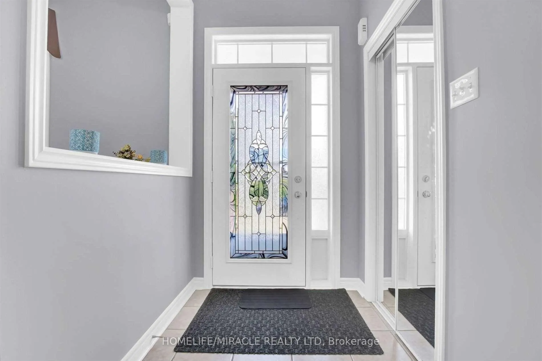 Photo 6 of Unit Upper, 51 Connolly Crescent, Brampton, Sandringham-Wellington — HOMEH