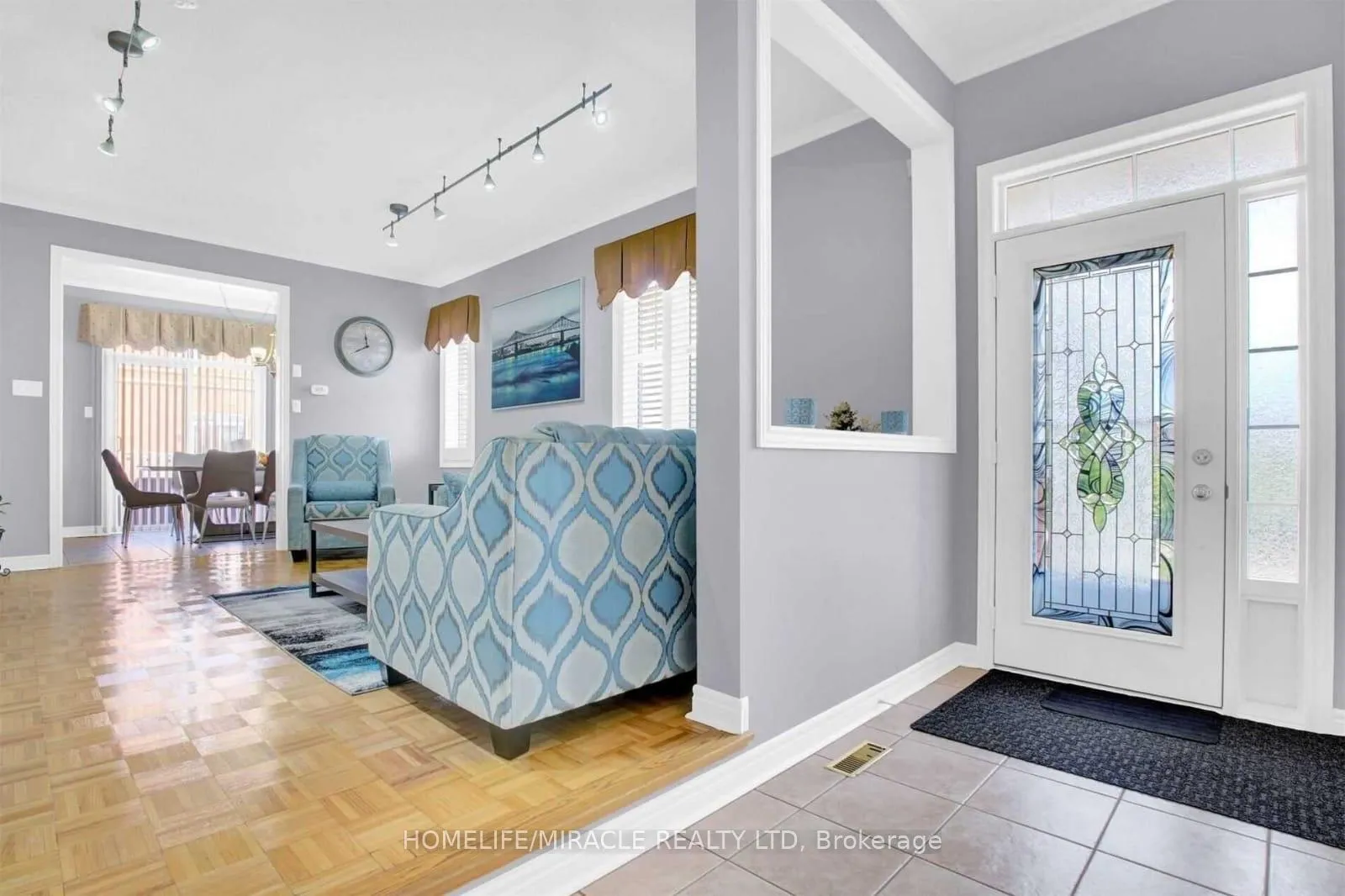 Photo 7 of Unit Upper, 51 Connolly Crescent, Brampton, Sandringham-Wellington — HOMEH