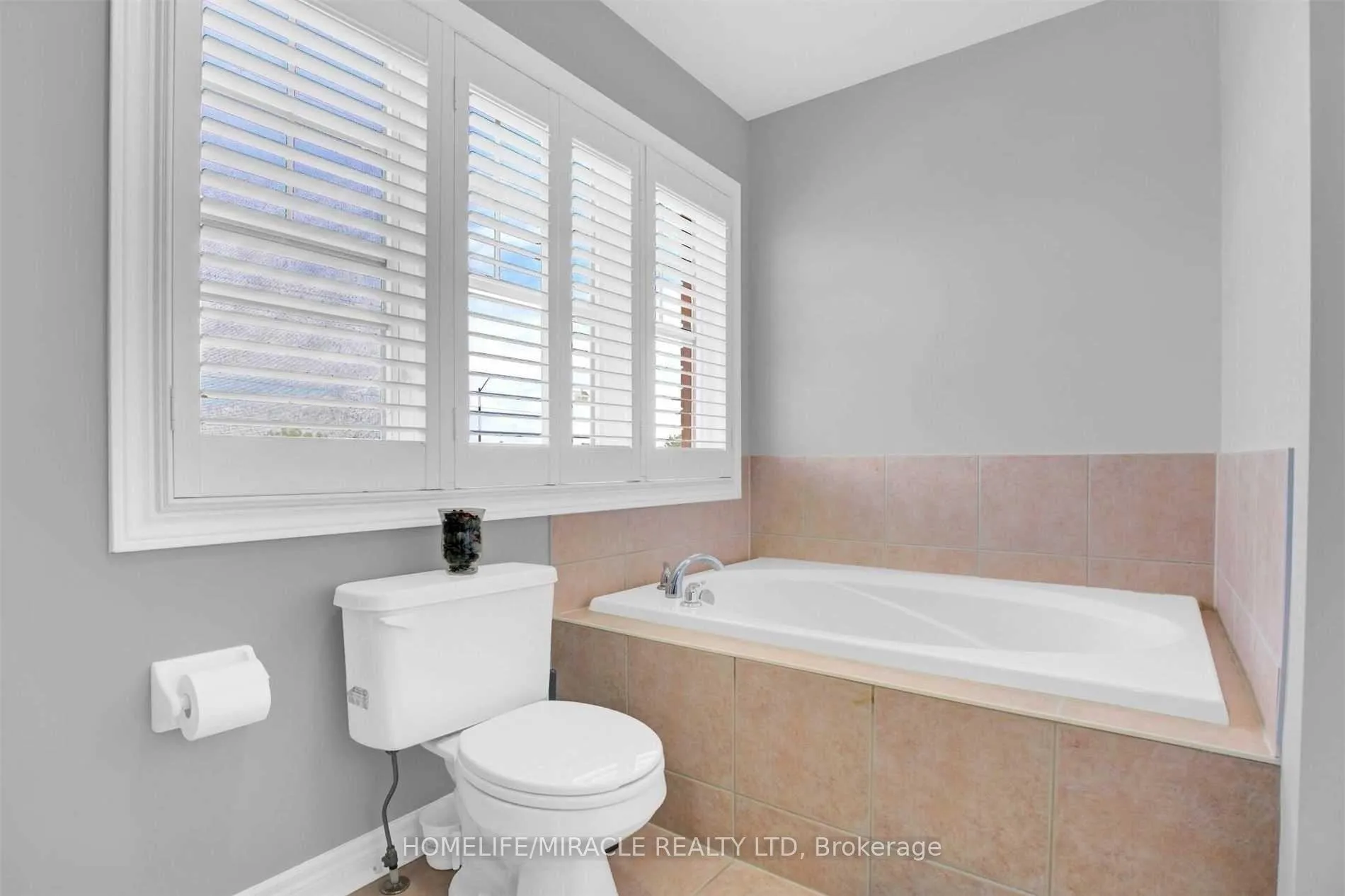 Photo 23 of Unit Upper, 51 Connolly Crescent, Brampton, Sandringham-Wellington — HOMEH