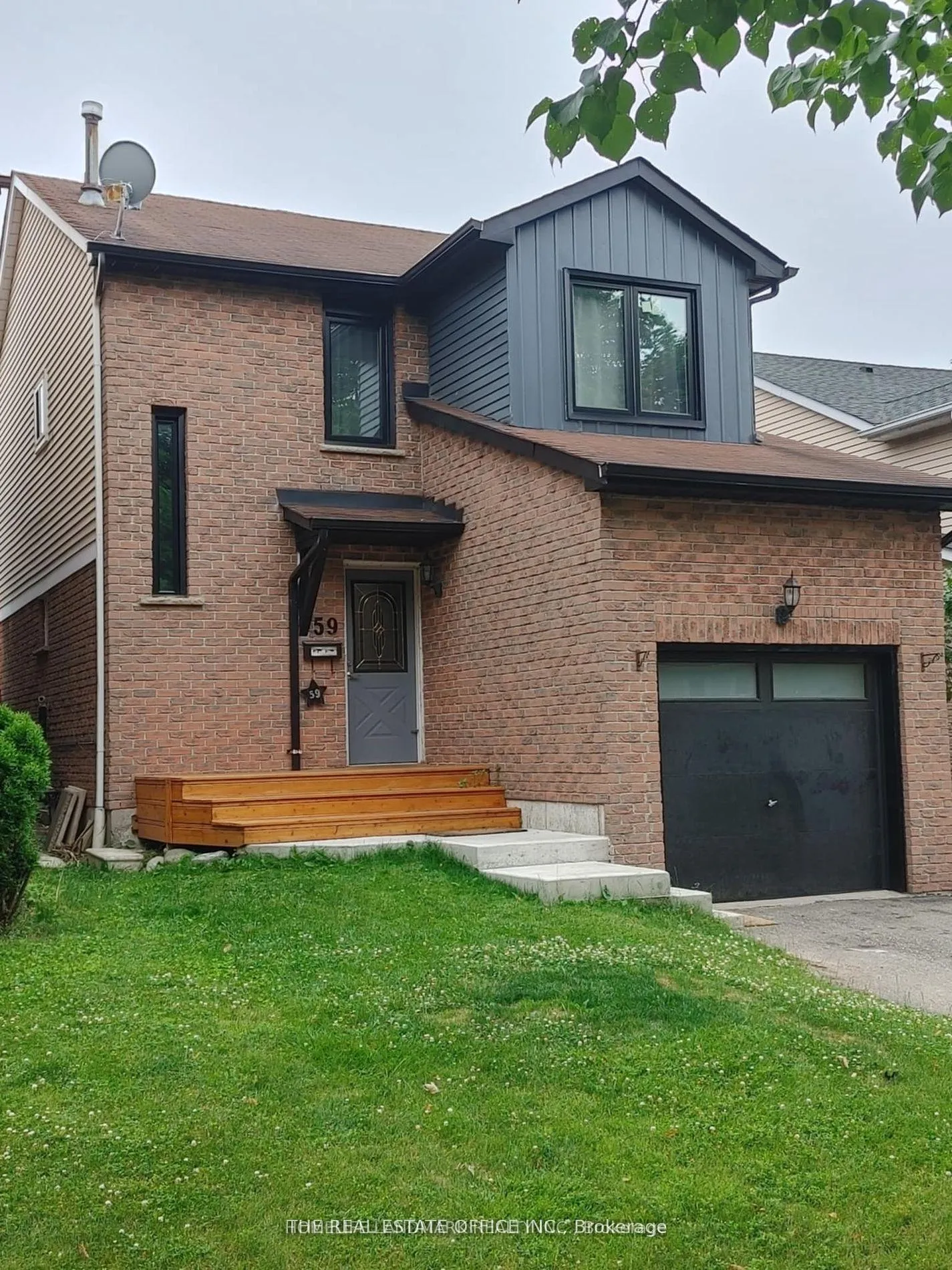 Front of 59 Kirby Crescent S