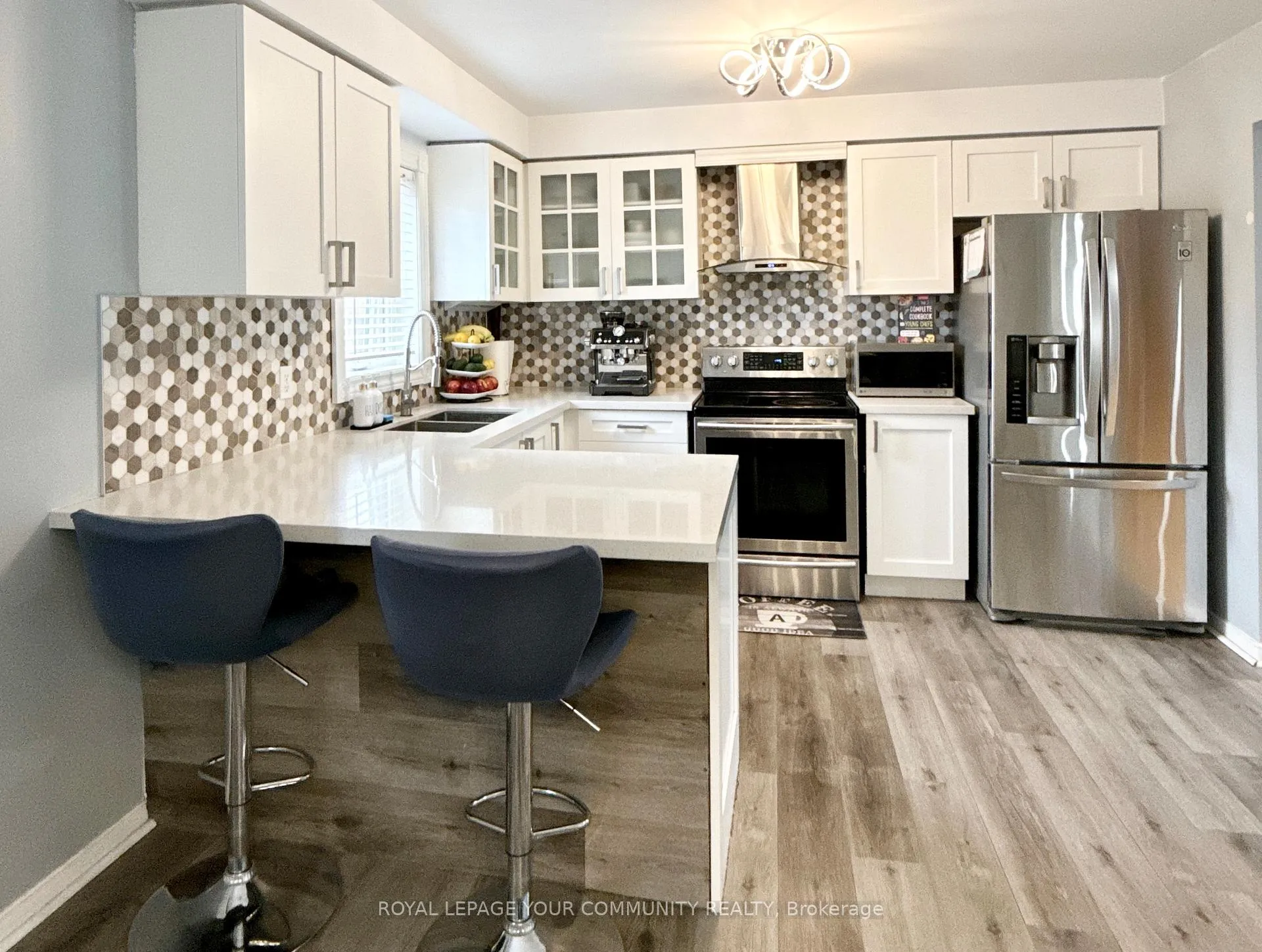 Photo 11 of 655 Napa Valley Avenue, Vaughan, Sonoma Heights — HOMEH