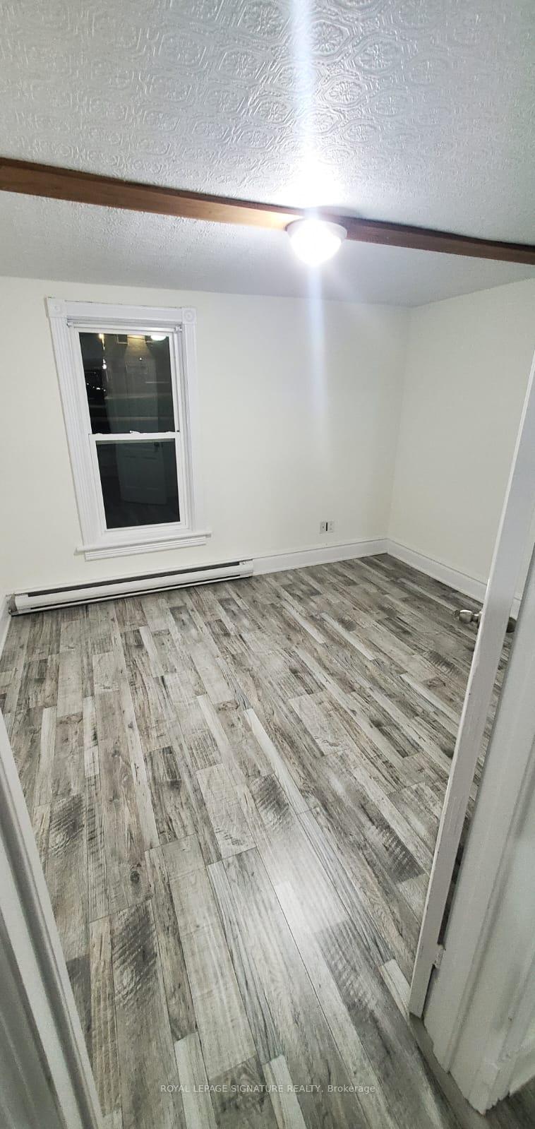 Photo 5 of Unit 2, 38 Queen Street S, Caledon, Bolton West — HOMEH