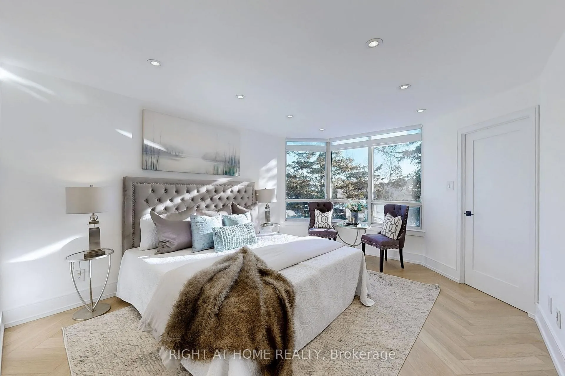 Photo 20 of Unit 310, 120 Promenade Circle, Vaughan, Brownridge — HOMEH