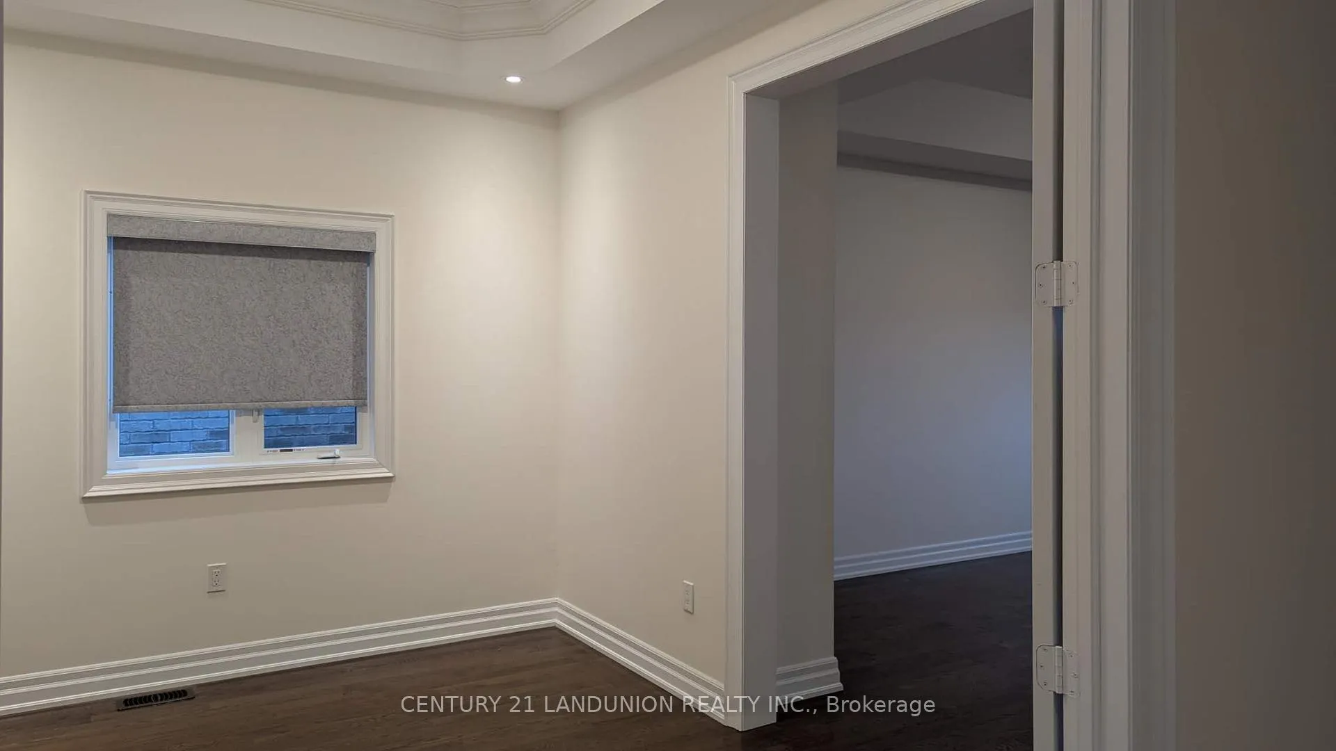 Photo 10 of 86 Hamster Crescent, Aurora, Bayview Northeast — HOMEH