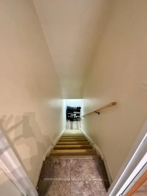 Photo 18 of Unit 6, 430 Pioneer Drive, Kitchener — HOMEH