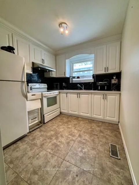 Photo 20 of Unit 6, 430 Pioneer Drive, Kitchener — HOMEH