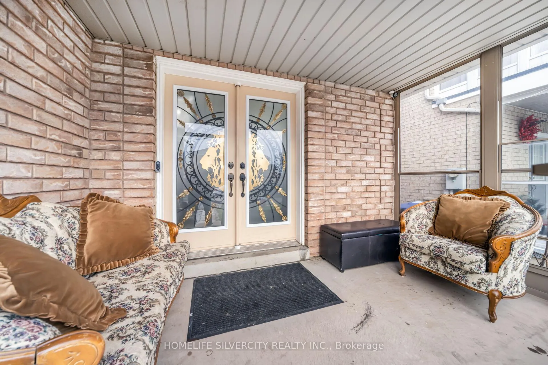 Photo 3 of 42 Avalanche Crescent, Brampton, Bram East — HOMEH
