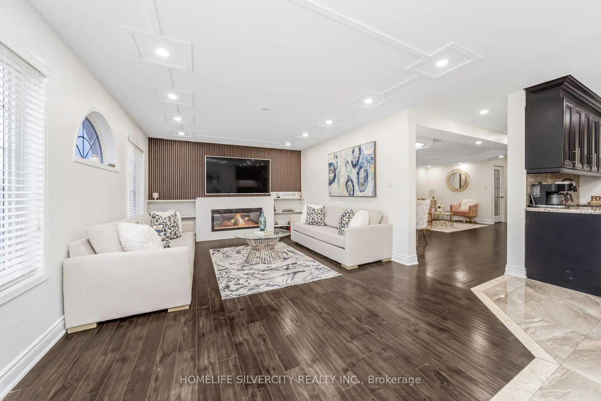 Photo 8 of 42 Avalanche Crescent, Brampton, Bram East — HOMEH