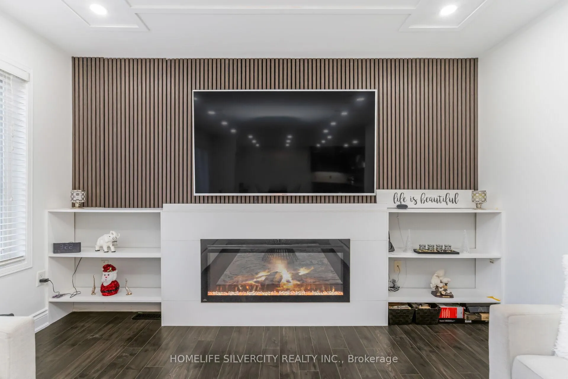 Photo 9 of 42 Avalanche Crescent, Brampton, Bram East — HOMEH