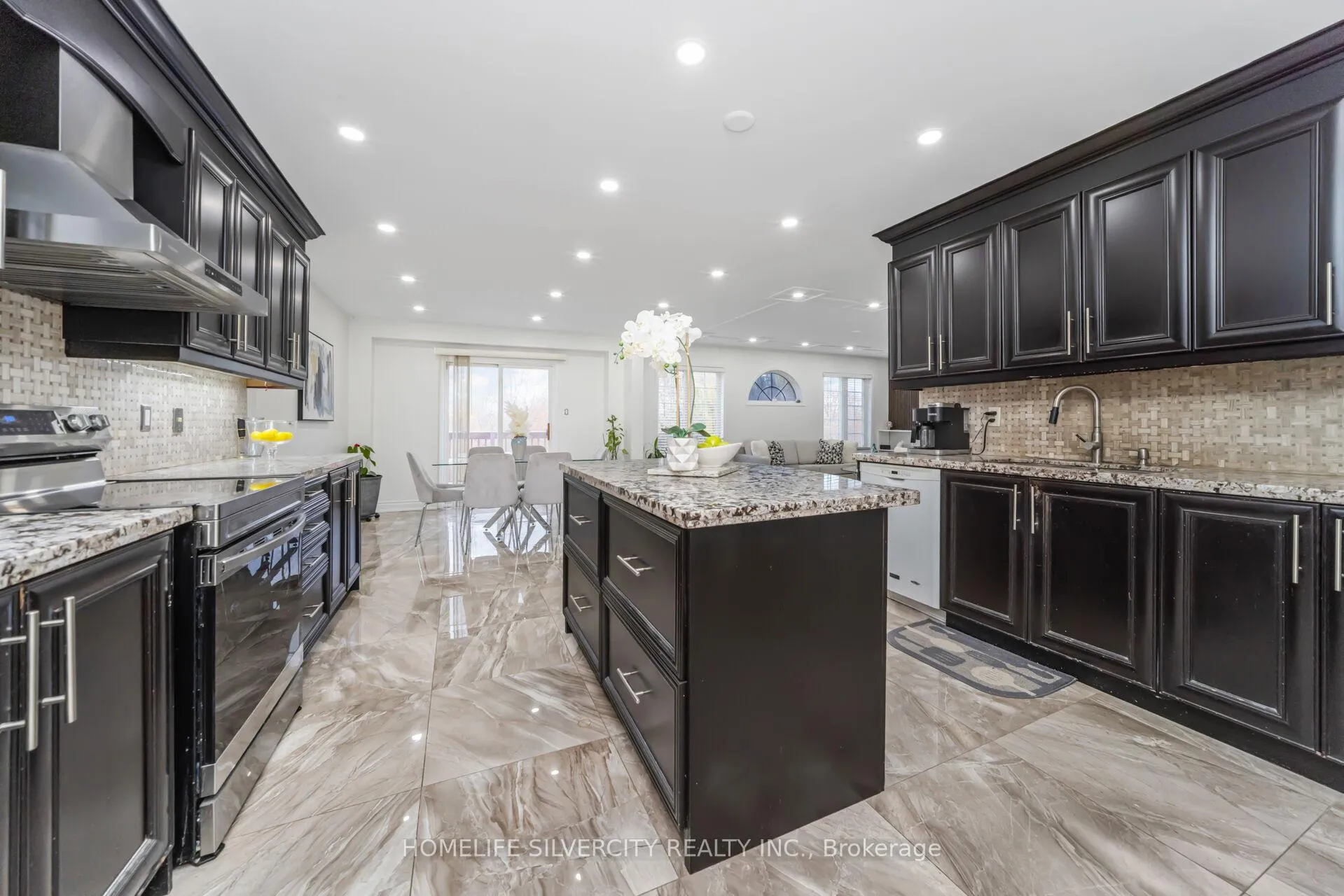 Photo 15 of 42 Avalanche Crescent, Brampton, Bram East — HOMEH