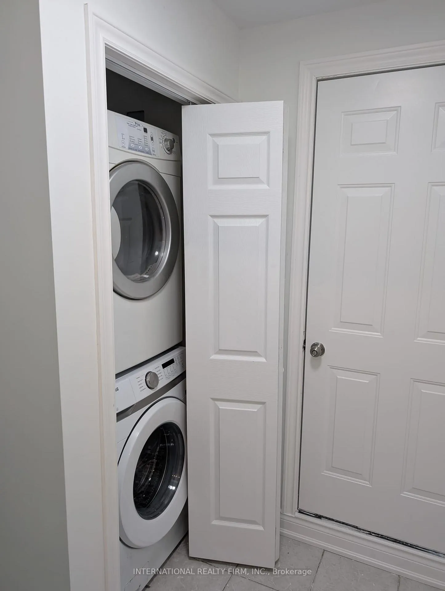 Photo 16 of Unit Basement, 198 willowbrook Drive, Whitby, Williamsburg — HOMEH