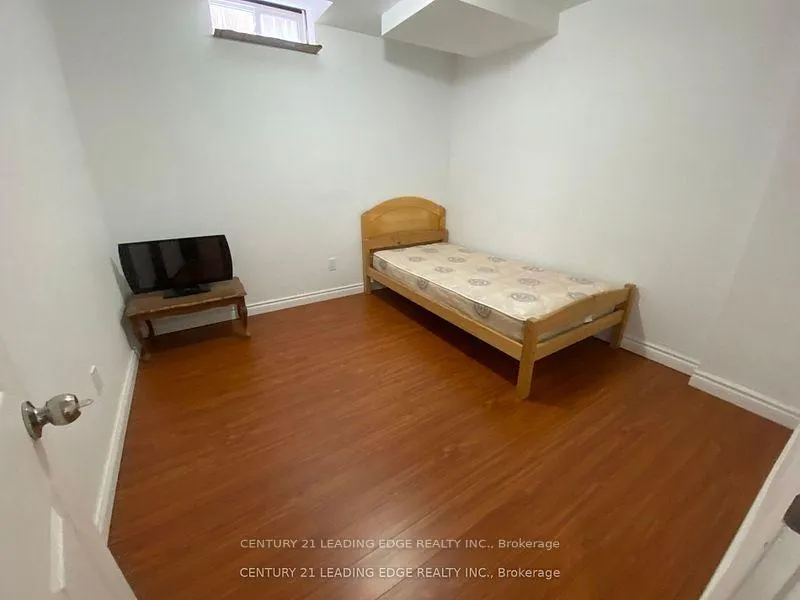 Photo 2 of Unit Bsmt, 31 Jordana Drive, Markham, Middlefield — HOMEH