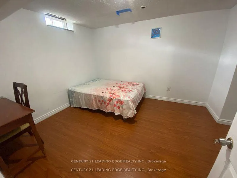 Photo 3 of Unit Bsmt, 31 Jordana Drive, Markham, Middlefield — HOMEH