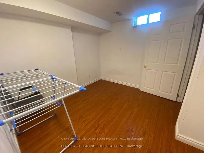 Photo 5 of Unit Bsmt, 31 Jordana Drive, Markham, Middlefield — HOMEH