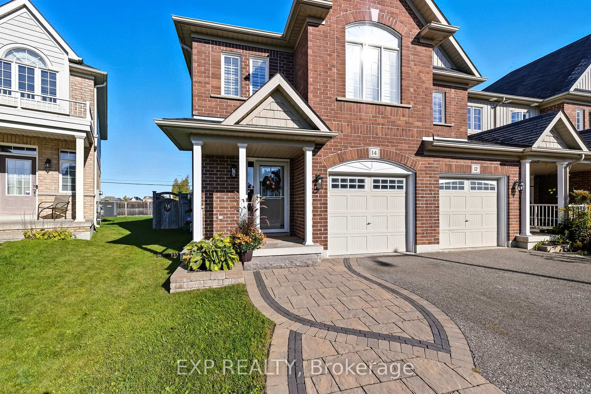 Photo 4 of 14 Westover Drive, Clarington, Bowmanville — HOMEH